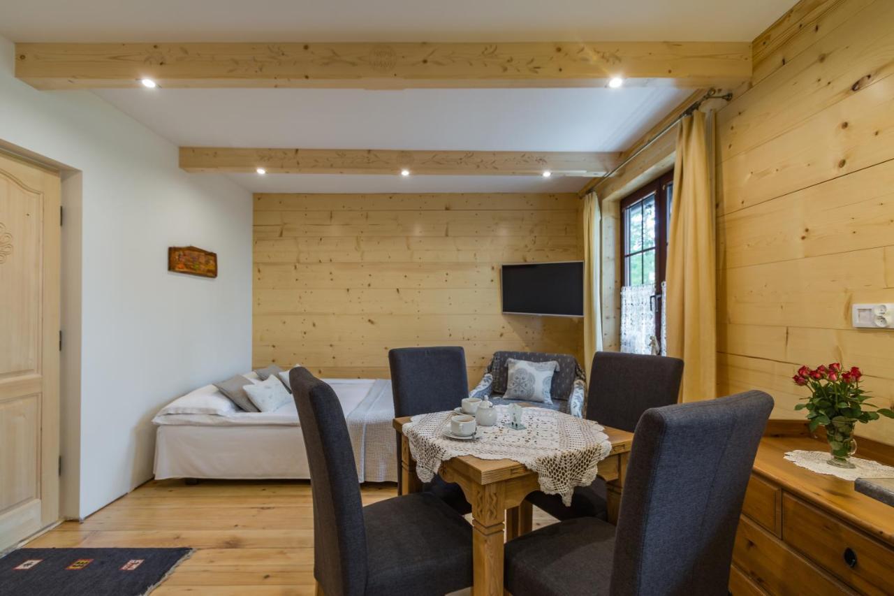 Pokoje I Apartamenty Centrum - Willa Bajeczka ザコパネ エクステリア 写真