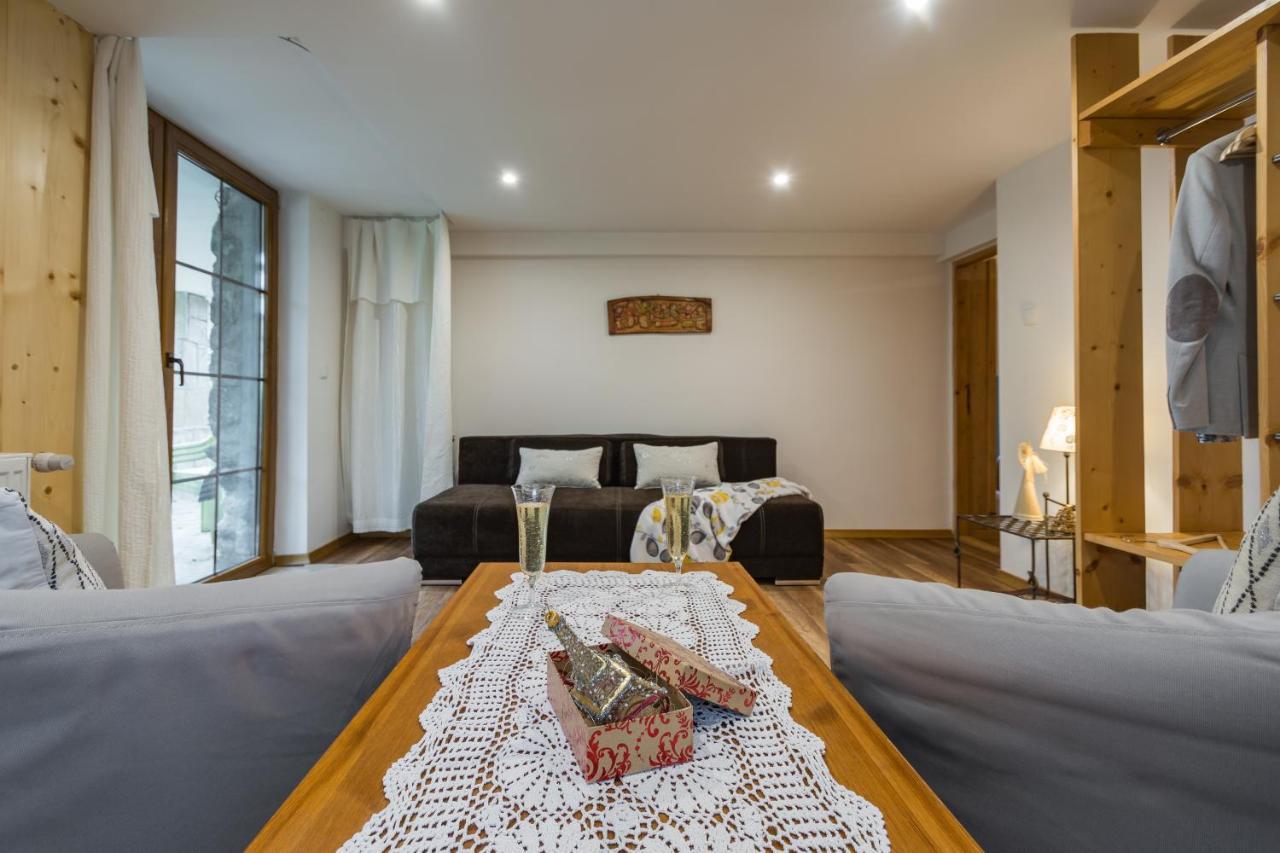 Pokoje I Apartamenty Centrum - Willa Bajeczka ザコパネ エクステリア 写真